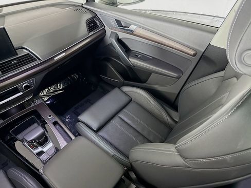 Used 2023 Audi Q5 2.0T Prestige w/ Prestige Package image 25