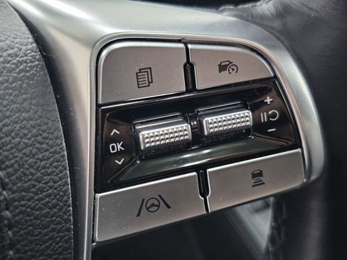 Used 2023 Kia Telluride SX X-Line AWD/4WD image 35