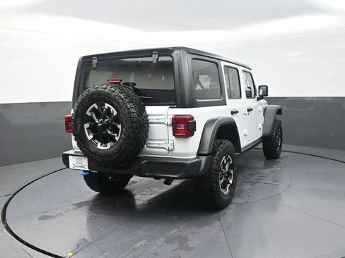 Used 2024 Jeep Wrangler Unlimited Rubicon 4xe AWD/4WD image 9