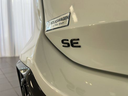 New 2026 Volkswagen Tiguan SE R-Line image 35