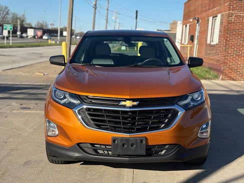Used 2018 Chevrolet Equinox LS FWD image 3