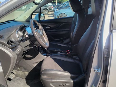 Used 2018 Buick Encore Preferred image 24