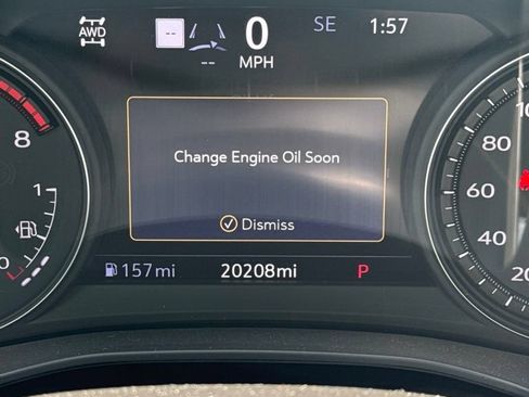 Used 2024 Cadillac XT6 Sport w/ Platinum Package AWD/4WD image 8