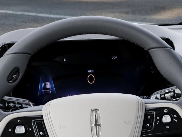 New 2027 Lincoln Aviator AWD image 14