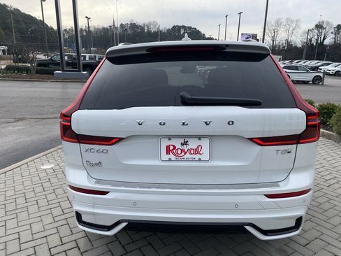 New 2026 Volvo XC60 T8 Ultra w/ Protection Package Premier image 5