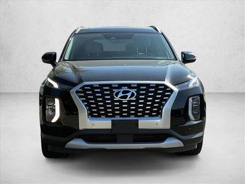 Used 2022 Hyundai Palisade SEL w/ Convenience Package image 2