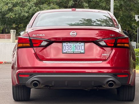Used 2022 Nissan Altima 2.5 SR AWD/4WD image 7