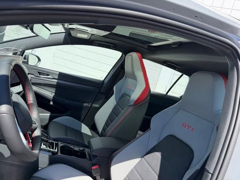 New 2026 Volkswagen GTI SE FWD image 17