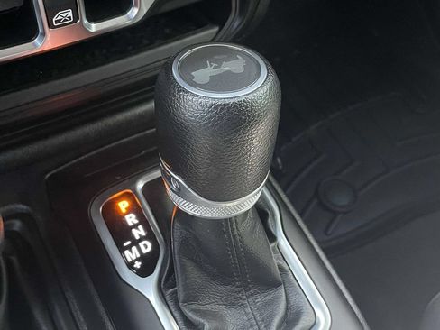 Used 2022 Jeep Wrangler Unlimited Sport AWD/4WD image 31