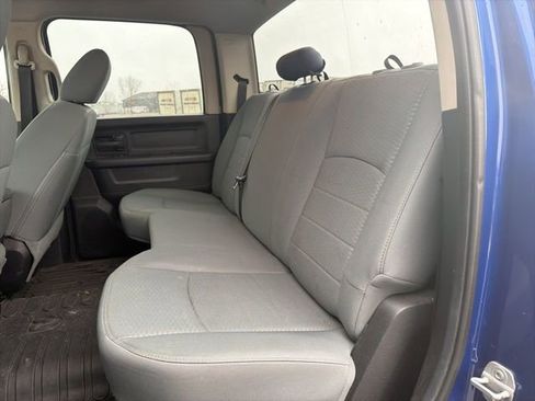 Used 2014 RAM 3500 Tradesman w/ Chrome Appearance Group image 9