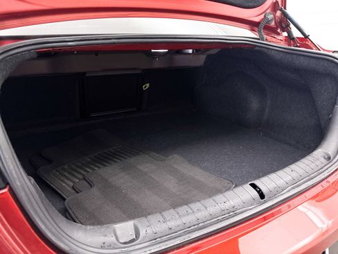 Used 2016 Chevrolet SS RWD image 37
