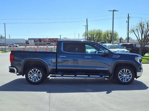 Used 2021 GMC Sierra 1500 SLT w/ SLT Premium Package image 2