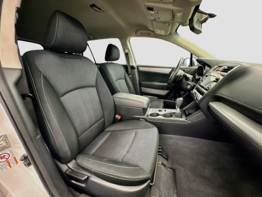 Used 2016 Subaru Outback 2.5i Premium AWD/4WD image 25