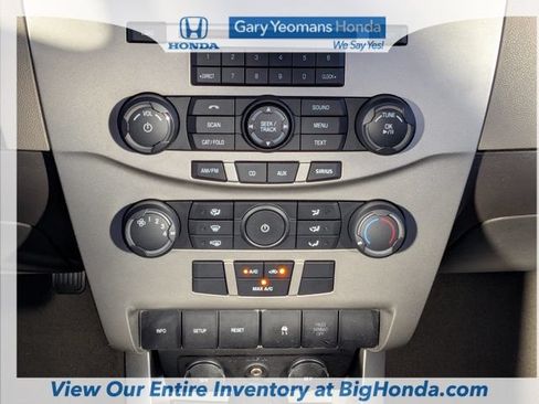 Used 2010 Ford Focus S FWD image 18