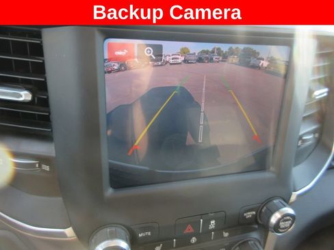 Used 2022 RAM 2500 Laramie AWD/4WD image 17