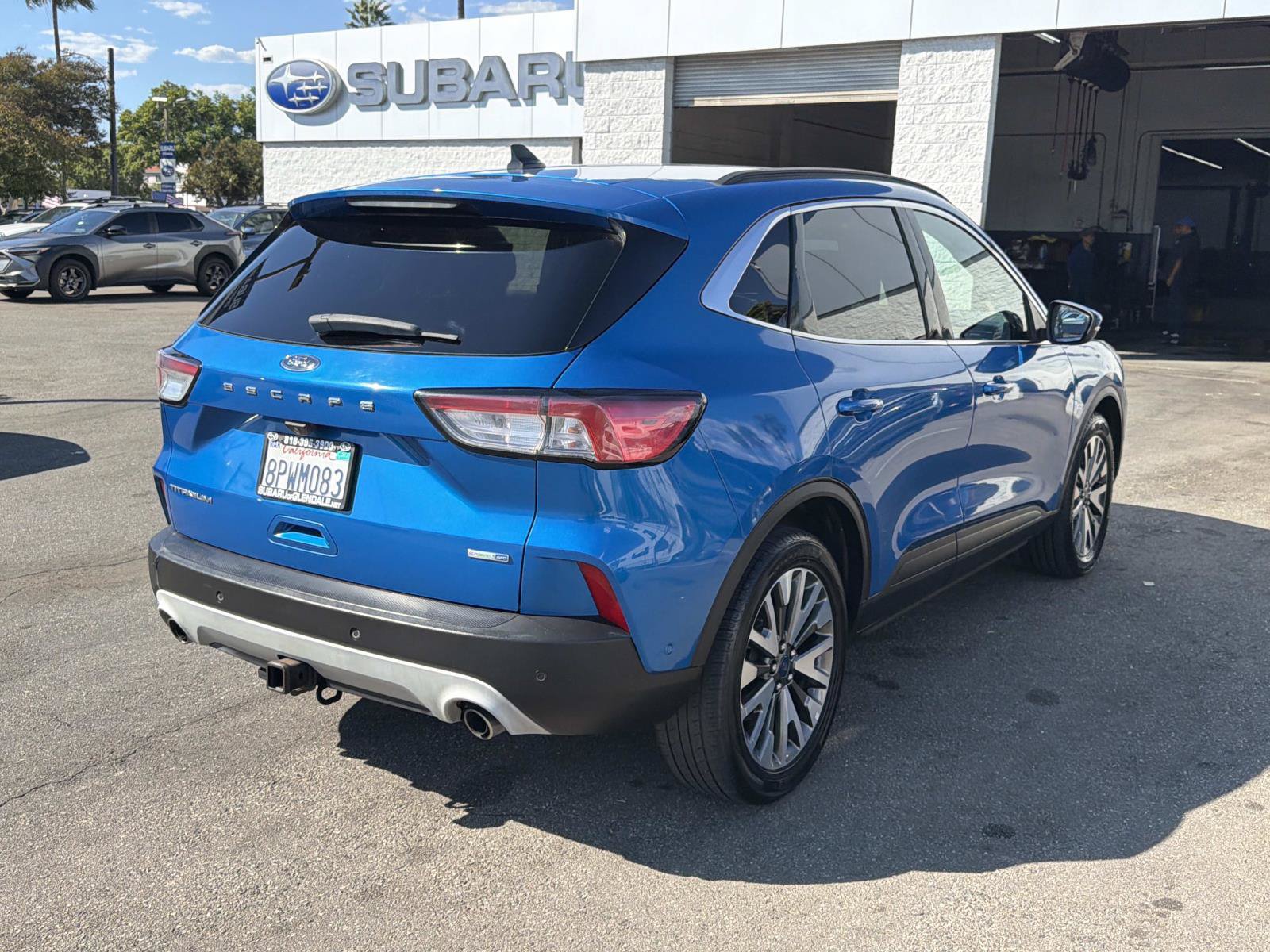 Used 2020 Ford Escape Titanium AWD/4WD image 4