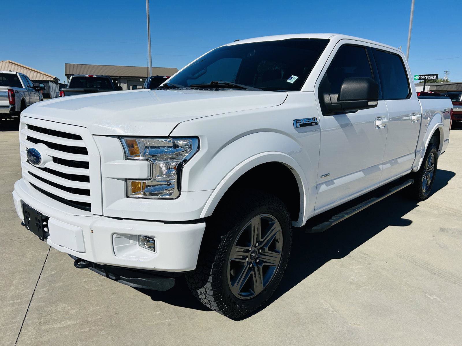 Used 2016 Ford F150 XLT w/ Equipment Group 302A Luxury AWD/4WD image 30