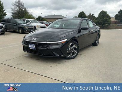 New 2025 Hyundai Elantra SEL