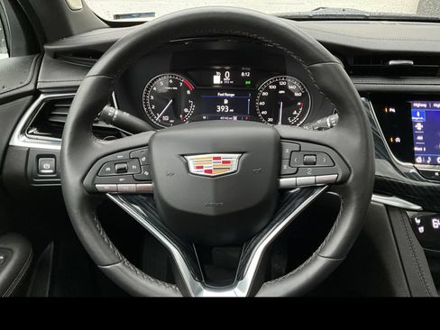 Certified 2023 Cadillac XT6 Premium Luxury AWD/4WD image 3