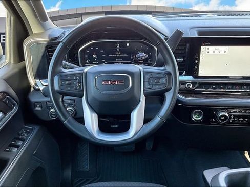 Used 2023 GMC Sierra 1500 Elevation image 5