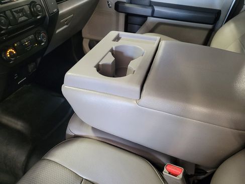 Used 2016 Ford F150 XL w/ Equipment Group 101A Mid AWD/4WD image 26