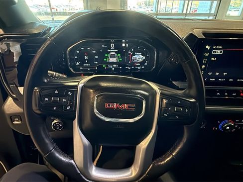 Used 2022 GMC Sierra 1500 Elevation image 29