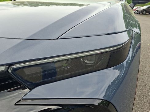 Certified 2026 Toyota Crown AWD/4WD image 10