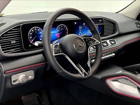 Used 2026 Mercedes-Benz GLE 450 4MATIC image 19