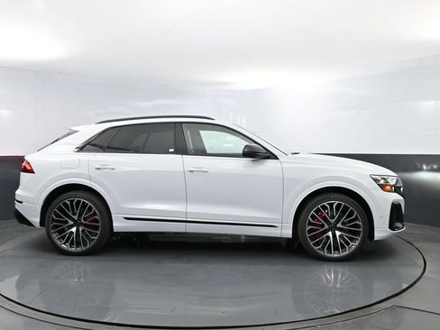 New 2026 Audi SQ8 Prestige AWD/4WD image 4