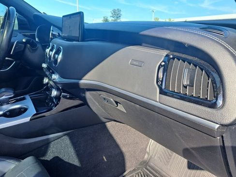 Used 2022 Kia Stinger GT2 AWD/4WD image 36