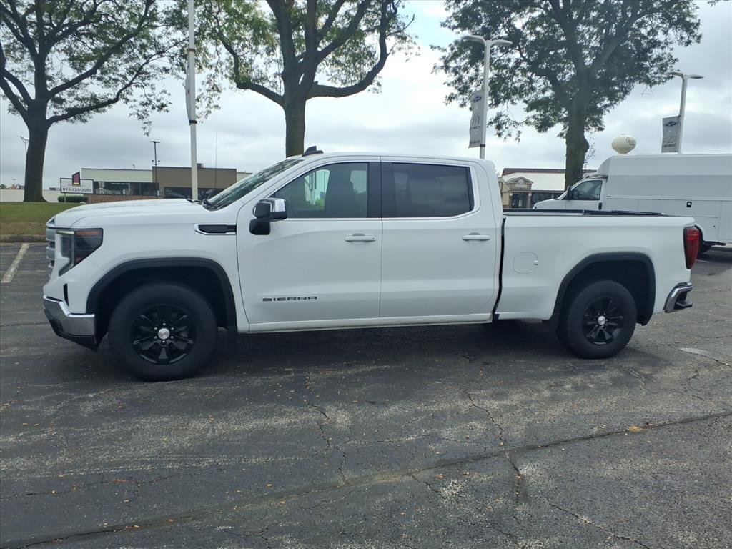 Used 2022 GMC Sierra 1500 SLE w/ Enhanced Capability Package AWD/4WD image 4