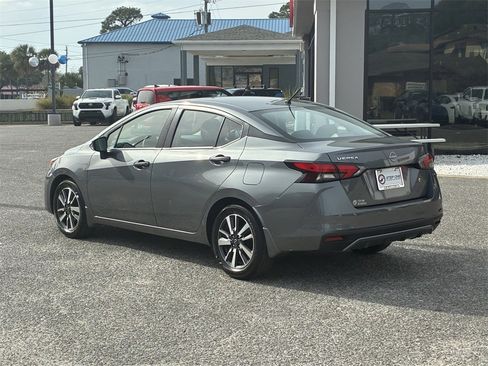 Used 2024 Nissan Versa S w/ S Plus Package image 5