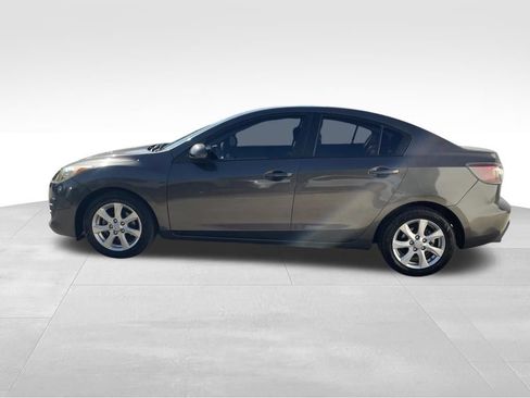 Used 2010 MAZDA MAZDA3 i Touring FWD image 8