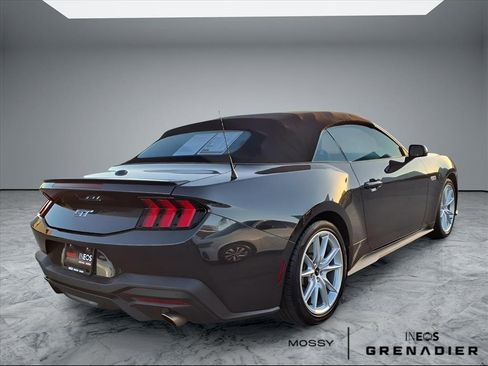 Used 2024 Ford Mustang GT Premium image 7