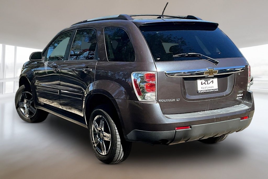 Used 2008 Chevrolet Equinox LT w/ Chrome And Sound Package AWD/4WD image 4