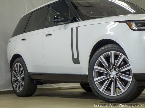 Used 2023 Land Rover Range Rover SE AWD/4WD image 5