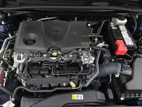 Used 2021 Toyota Camry XSE image 26