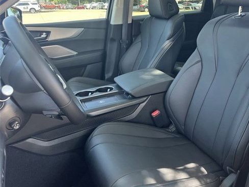 Used 2026 Acura MDX FWD image 26