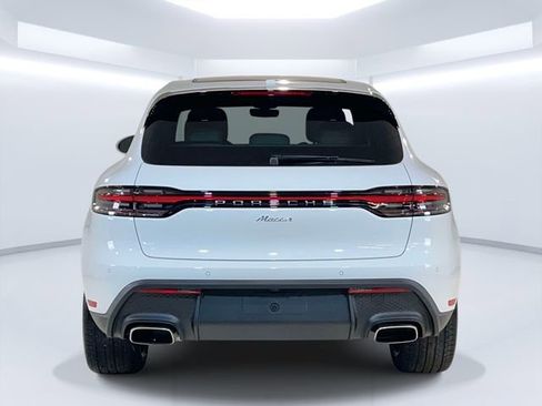 New 2026 Porsche Macan image 7