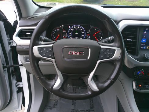 Used 2021 GMC Acadia SLT w/ Technology Package image 19