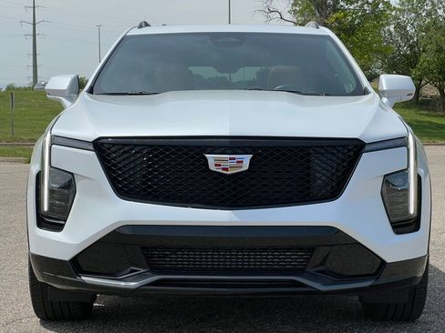 Certified 2024 Cadillac XT4 Sport AWD/4WD image 43
