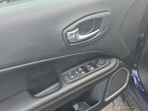 Used 2021 Jeep Compass Latitude w/ Convenience Group FWD image 20