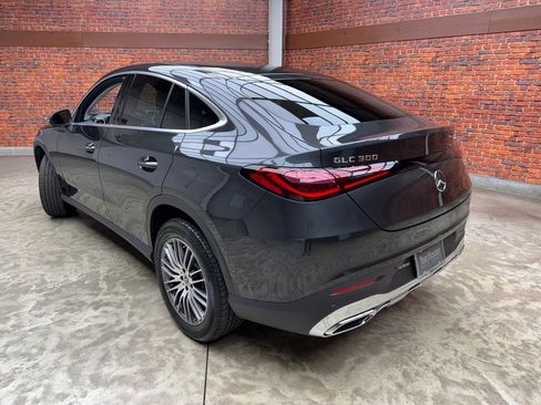 Used 2026 Mercedes-Benz GLC 300 4MATIC image 2