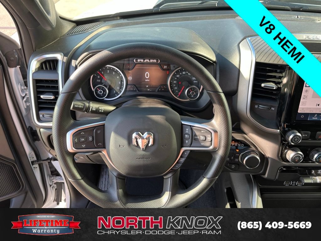 New 2026 RAM 1500 Express AWD/4WD image 8