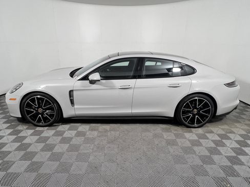 Certified 2023 Porsche Panamera Platinum Edition RWD image 2