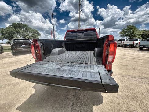 Used 2021 GMC Sierra 1500 Elevation AWD/4WD image 25