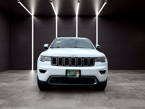 Used 2018 Jeep Grand Cherokee Limited AWD/4WD image 3