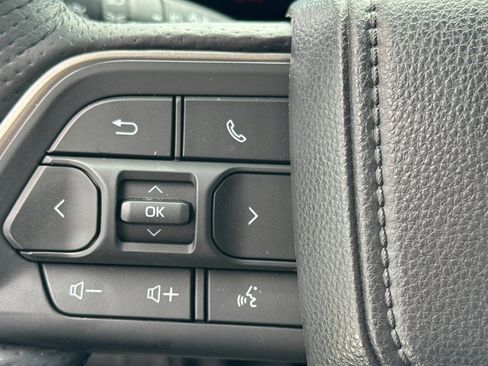 Certified 2025 Toyota Tundra Limited AWD/4WD image 30