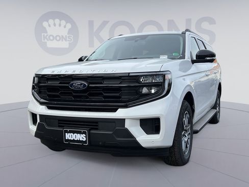 New 2025 Ford Expedition Max Active image 1