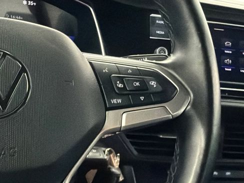 Used 2023 Volkswagen Jetta Sport image 19